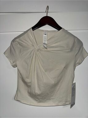 Lulu Lemon Women’s Asymmetrical Front Twist Short Sleeve Top - Bone Size M